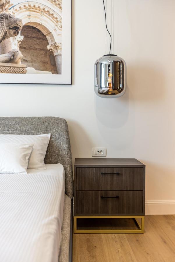 Apartment Palazzo Romano 1 *