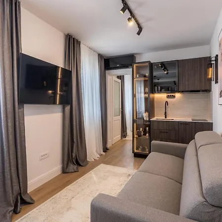 Palazzo Romano Suite 1 Split Exterior photo